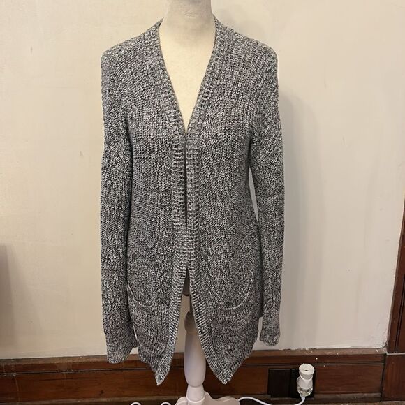 Gap black white front pocket open cardigan Size M EUC - Picture 2 of 9